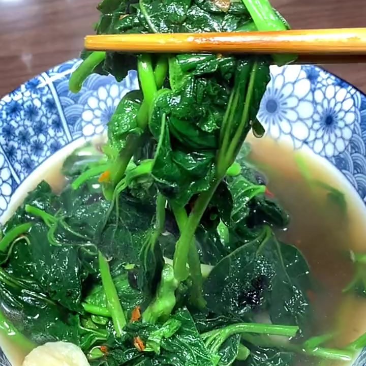 湖南本地冬苋菜，冬苋菜煮皮蛋