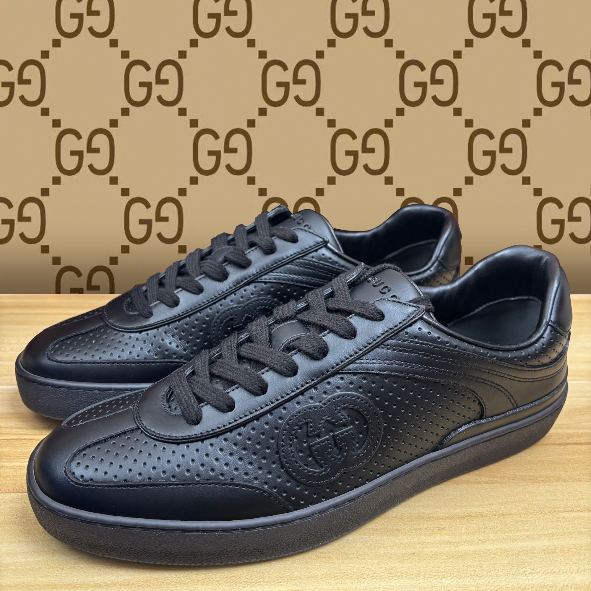 未使用 GUCCI/古驰 黑色全皮打孔新款德迅休闲低帮板鞋