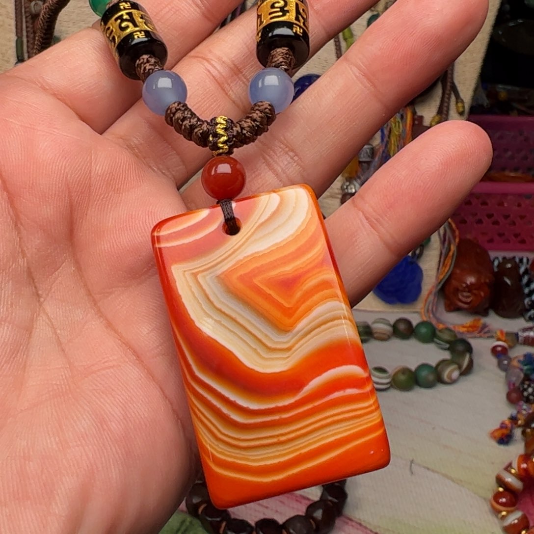 玛瑙/玉髓颈饰未镶嵌