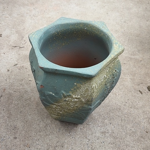 18/24瑕疵瑕疵的。  