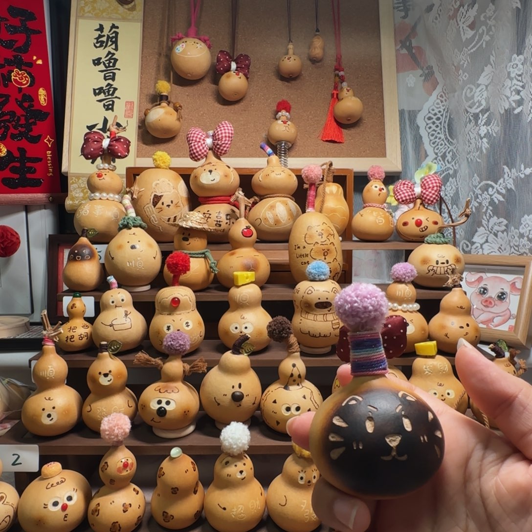 葫芦葫芦葫芦黑脸小猫