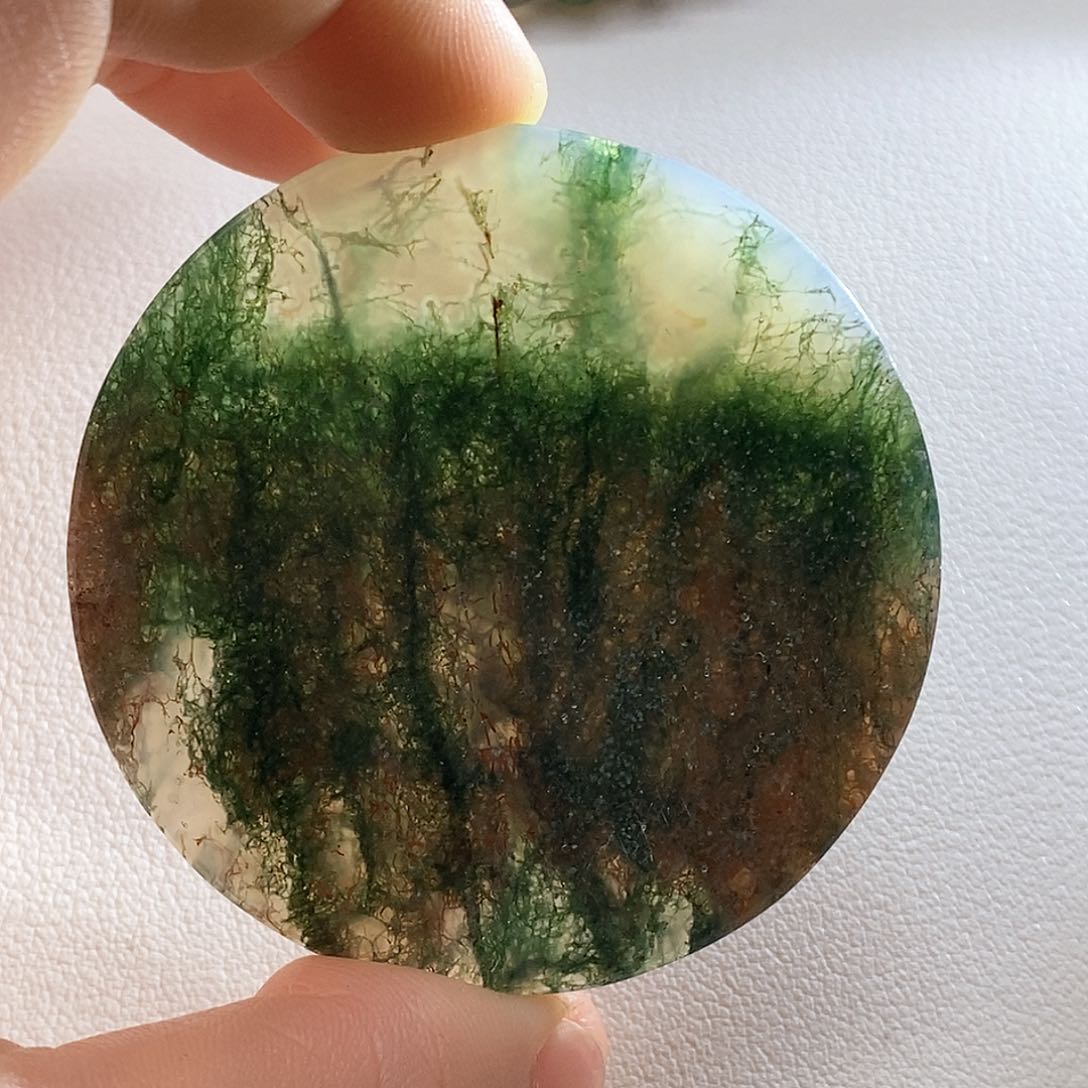 未镶嵌颈饰玛瑙/玉髓遗*