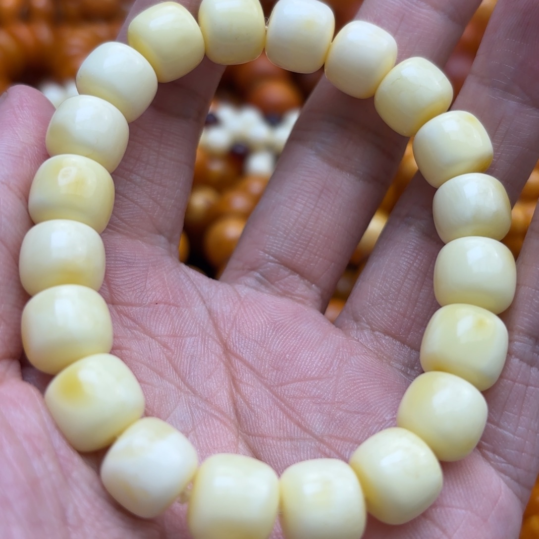 琥珀手链未镶嵌蜜蜡