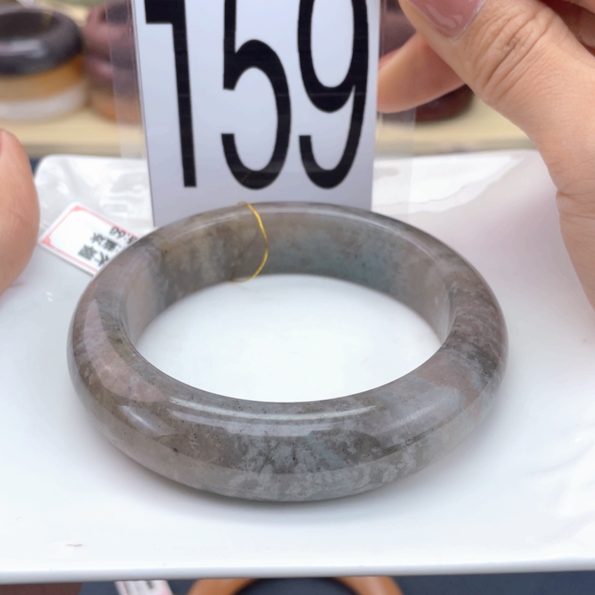 【闪购商品】石英质玉手镯未镶嵌
