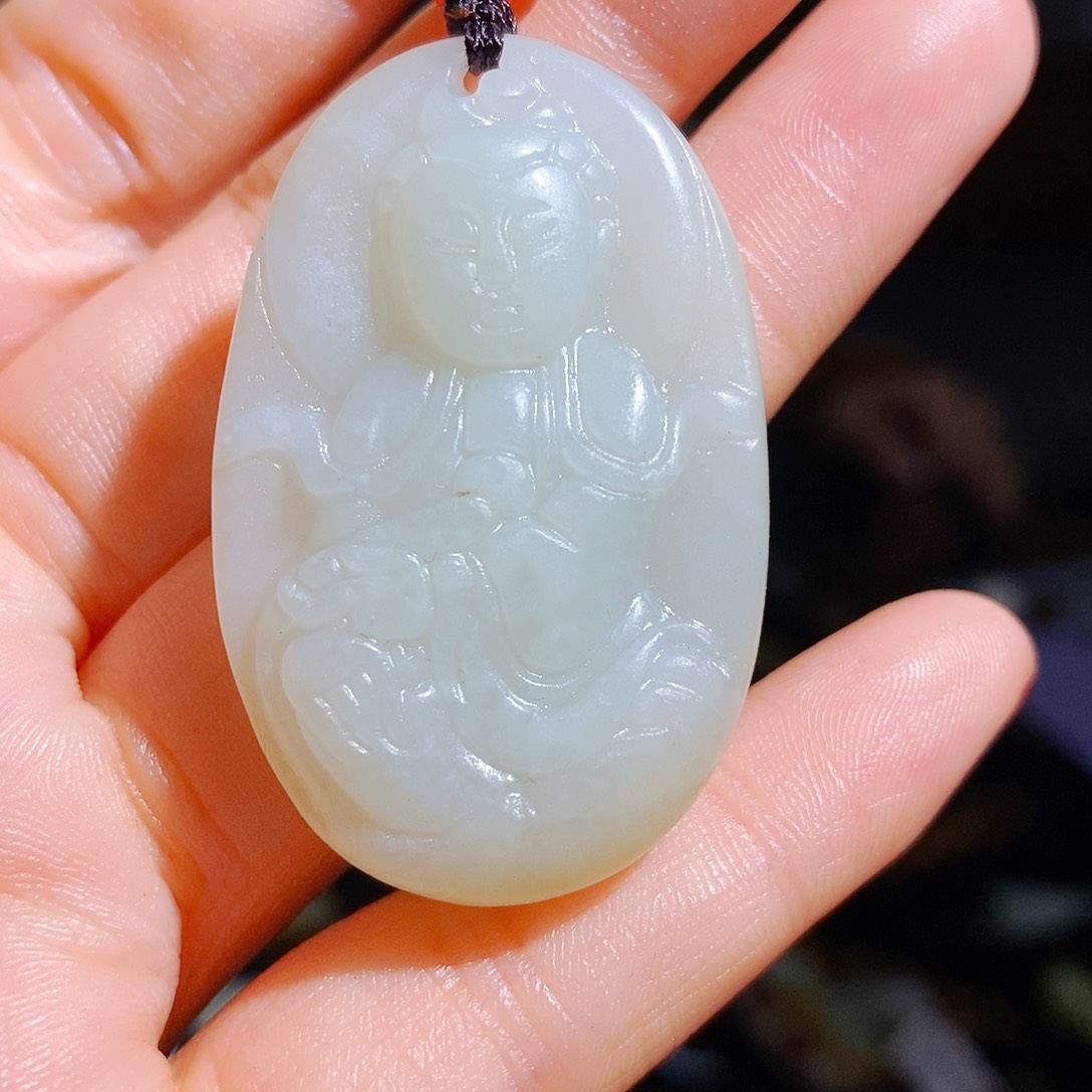 和田玉颈饰未镶嵌