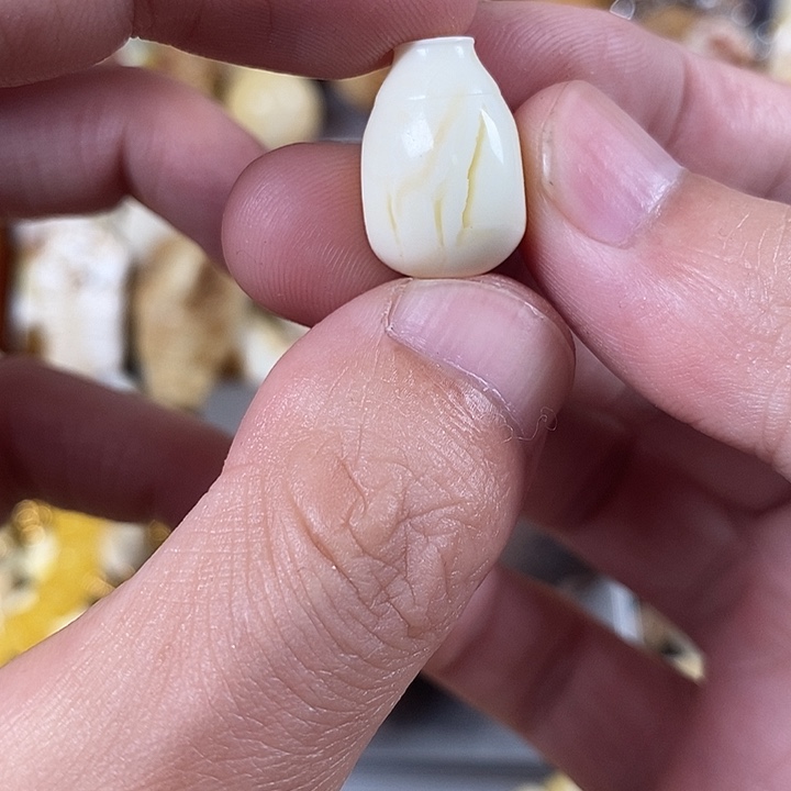 裸石琥珀未镶嵌我