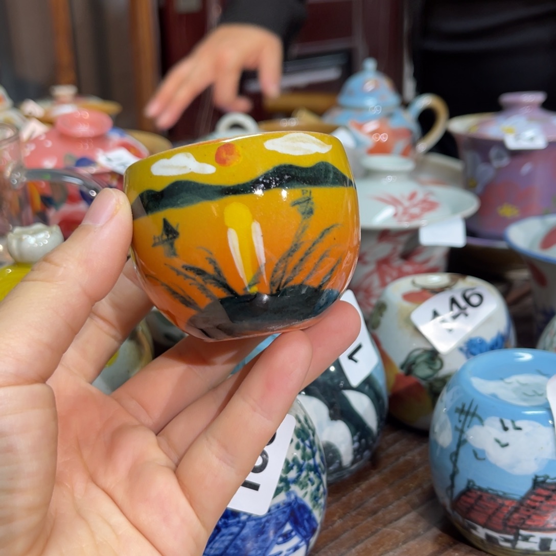 兜****壶素浅陶瓷手工手绘