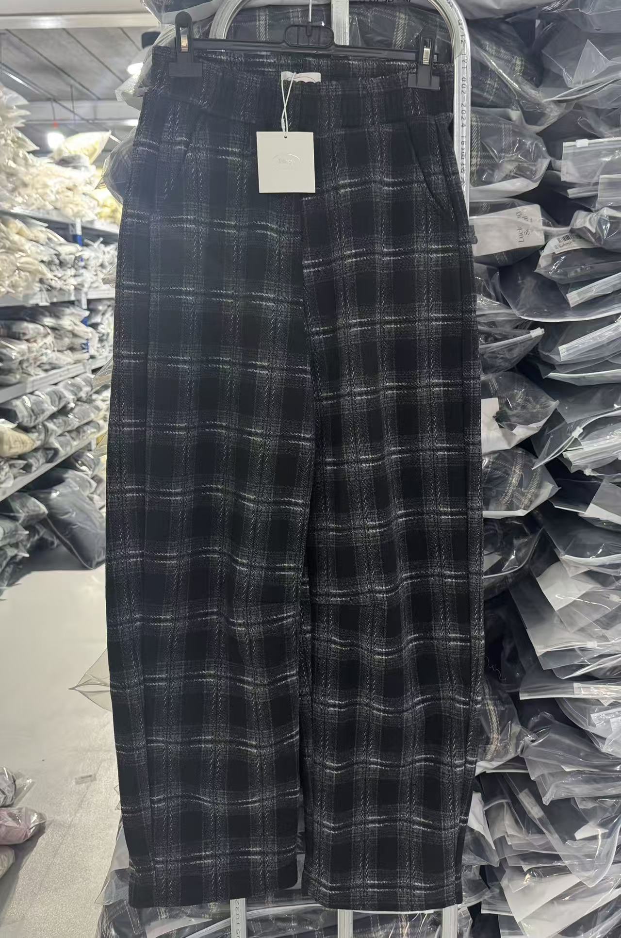 清货毛呢直筒格子裤L250926007