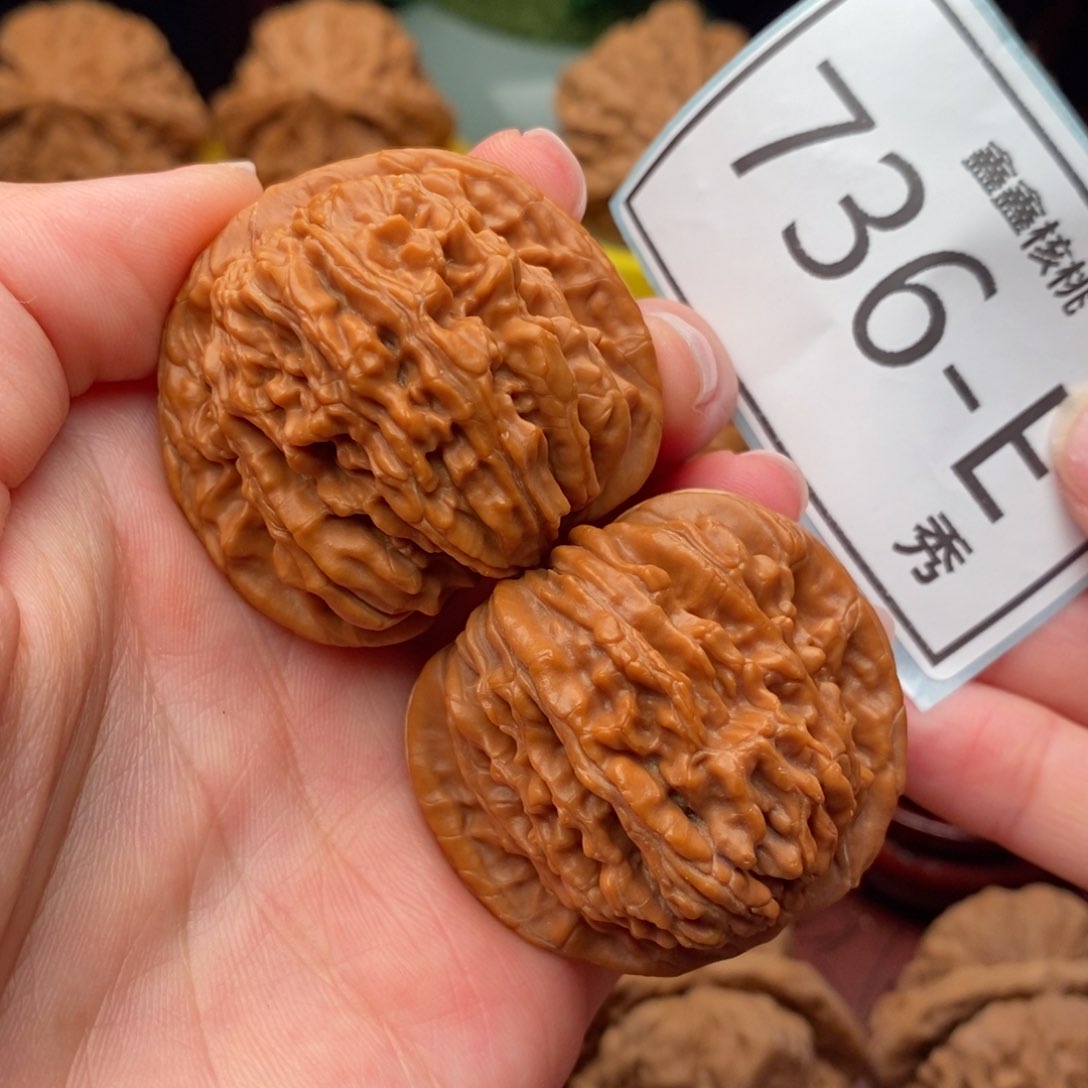 文玩核桃把件汉高楼41