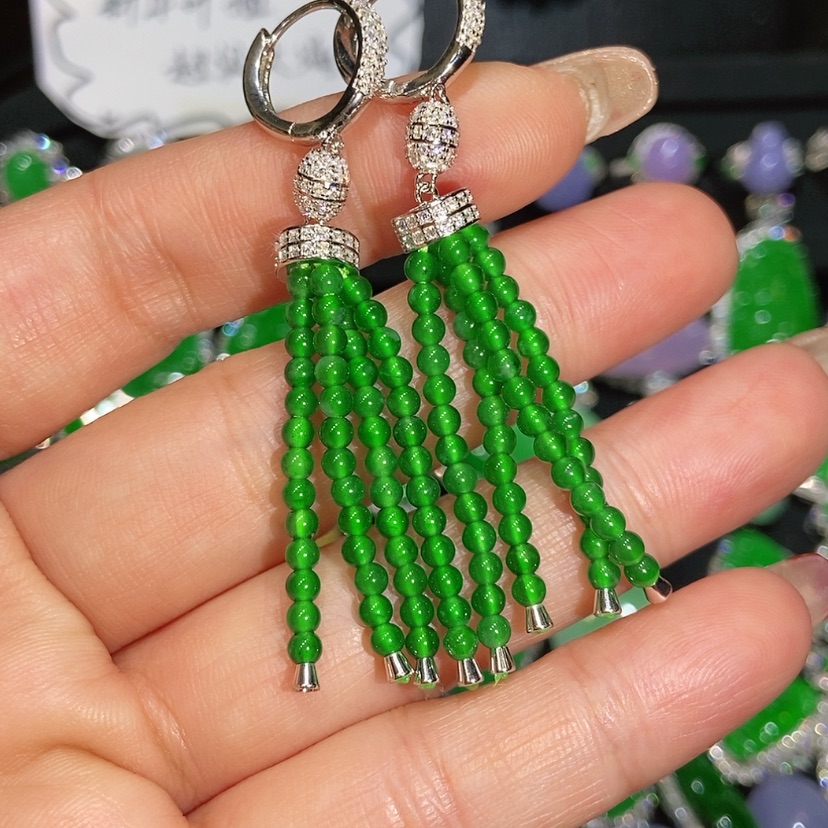 【闪购商品】翡翠耳饰未镶嵌天然翡翠