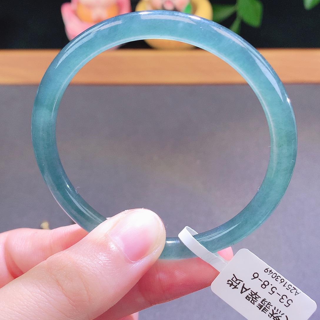 翡翠未镶嵌手镯天然翡翠