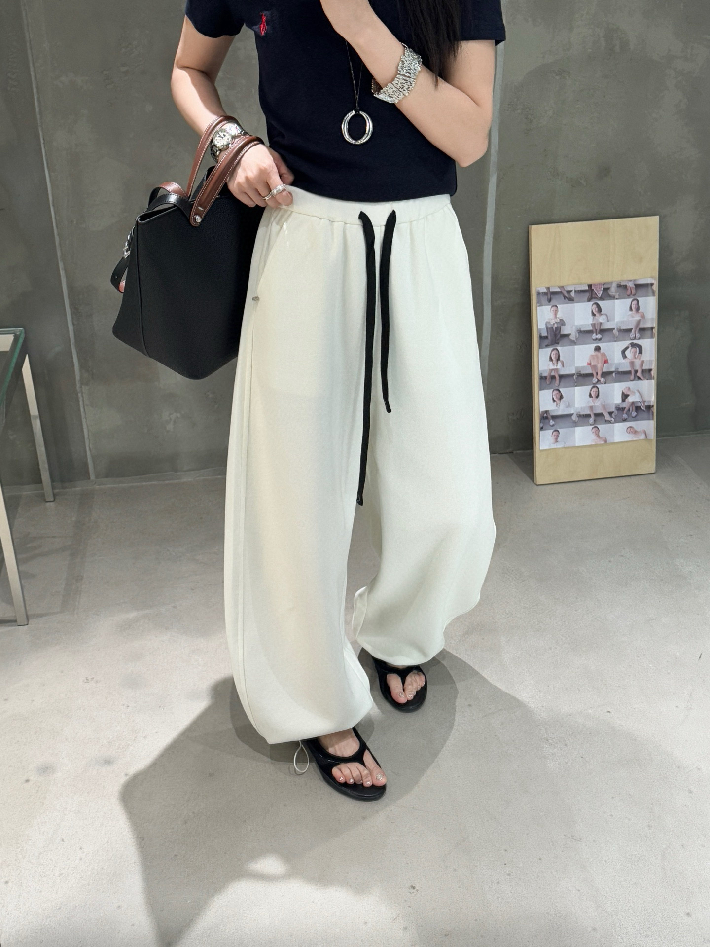 抽绳弯刀阔腿宽松显瘦休闲裤