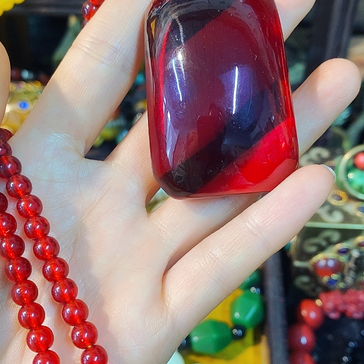 琥珀颈饰未镶嵌主播的节目有多精彩啊我也