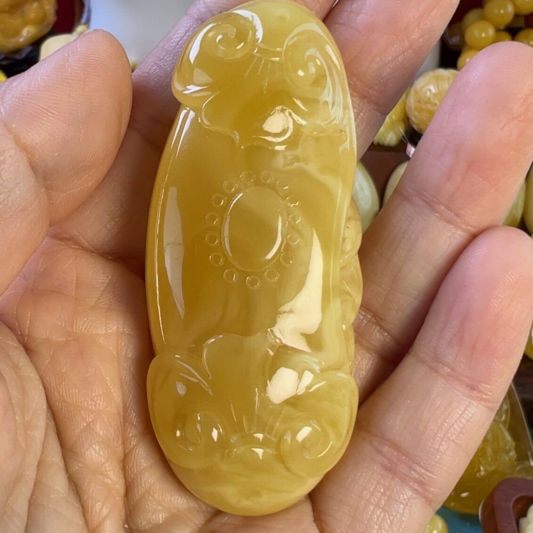 蜜蜡吊坠(不含链)未镶嵌