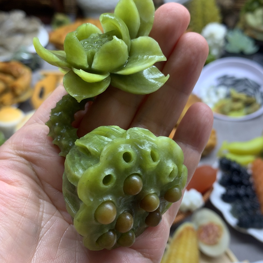 未镶嵌蛇纹石玉天然岫玉精雕仿真雕刻