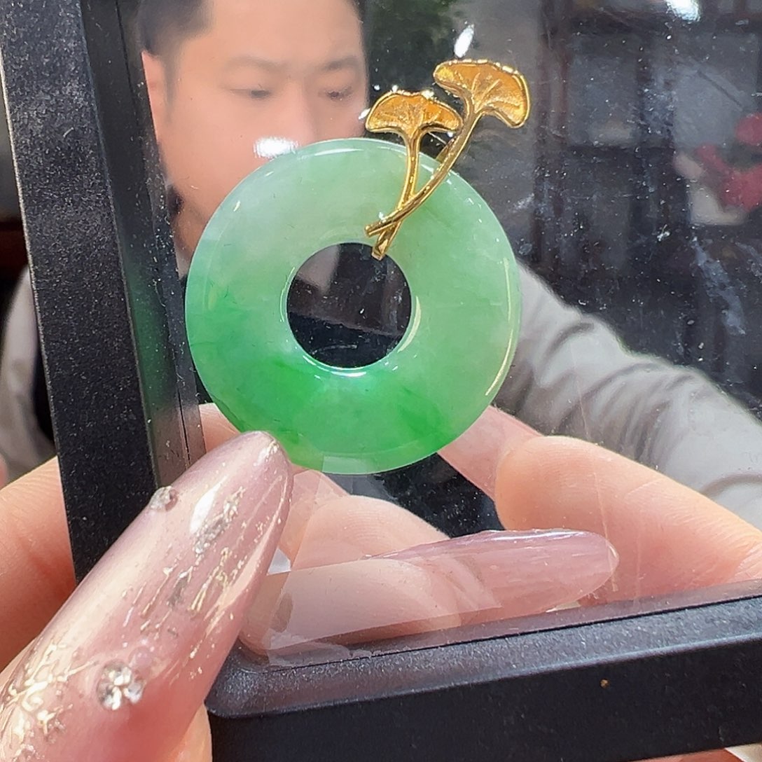 翡翠吊坠(不含链)18K金镶嵌24