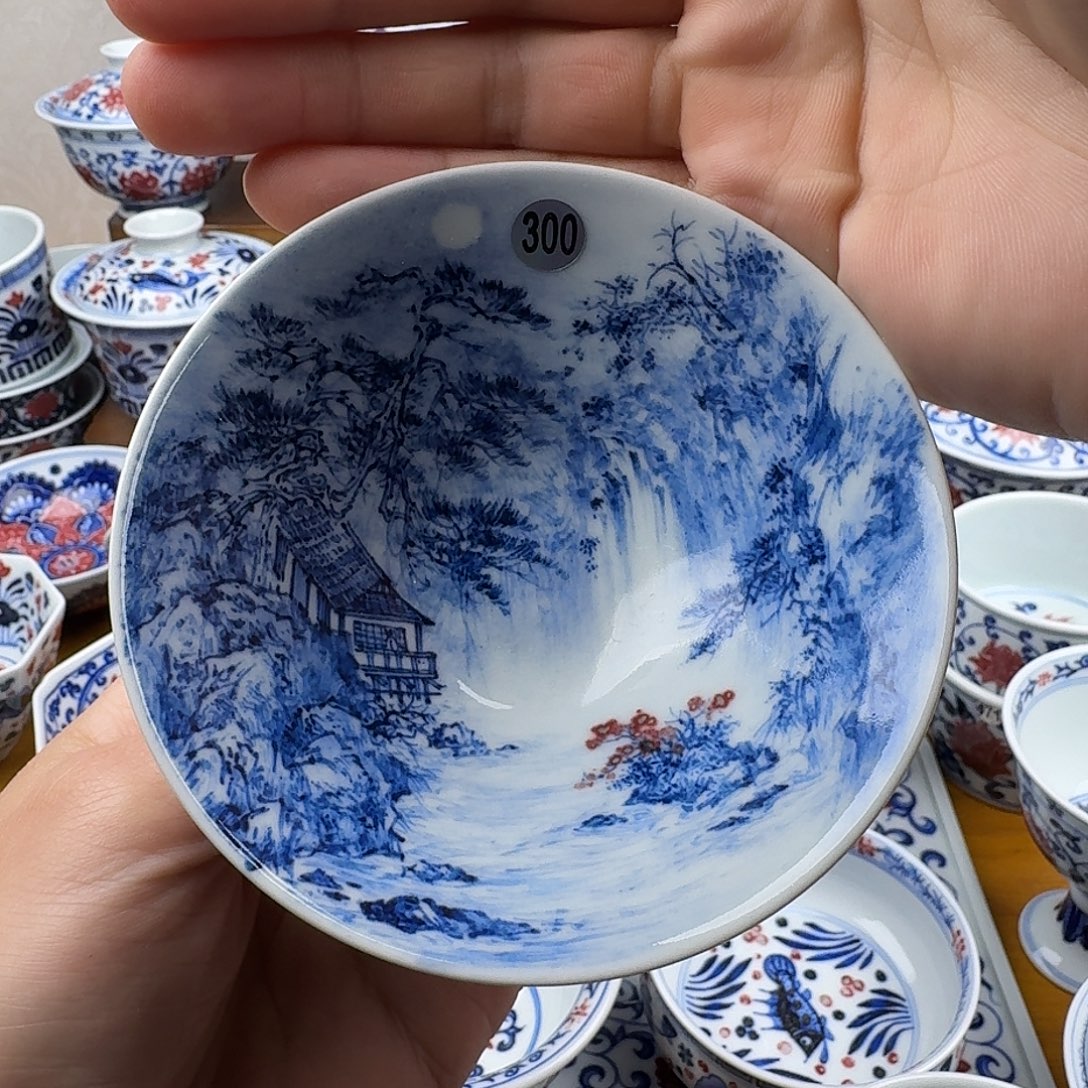 当代写意山水斗笠杯