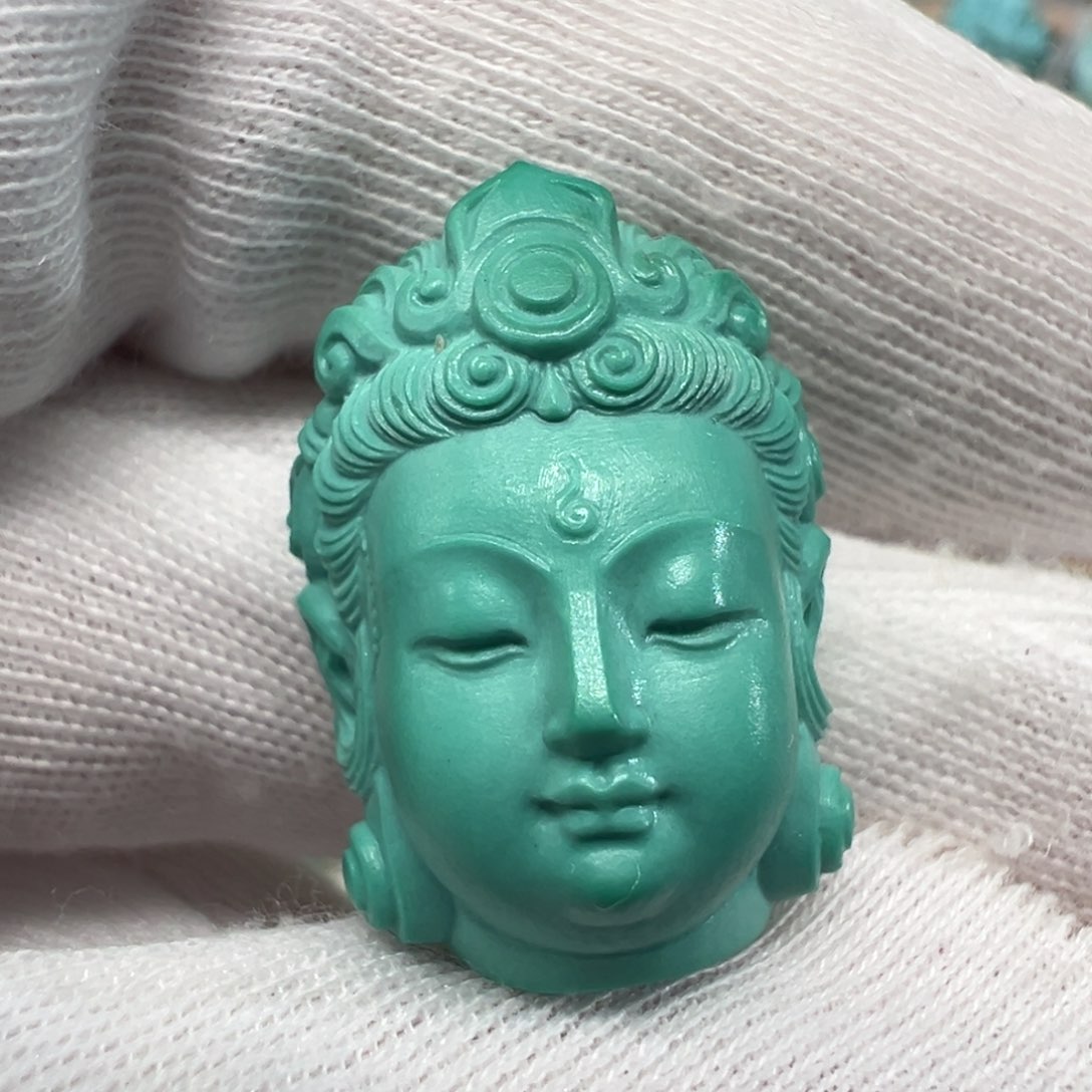 绿松石配饰未镶嵌