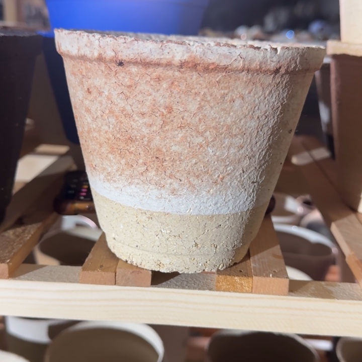 铱***宝景德镇桌面陶瓷花盆