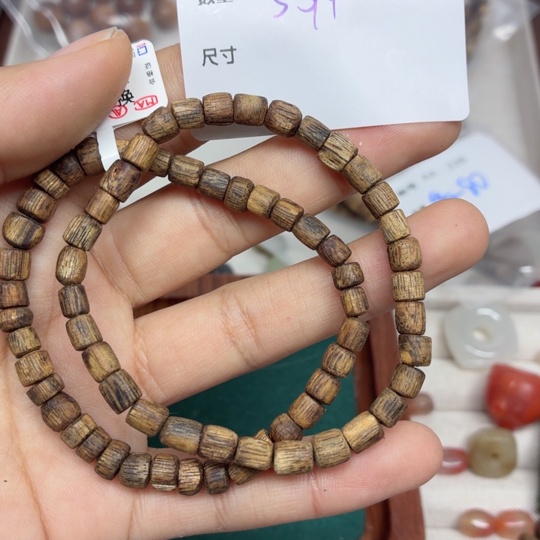 木质类UU615。         