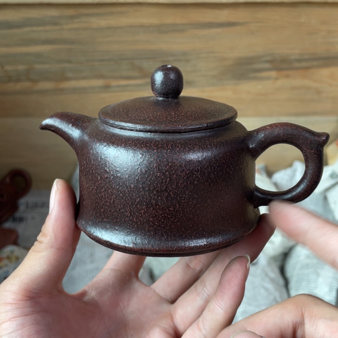 茶壶紫砂老厂紫砂壶一件？