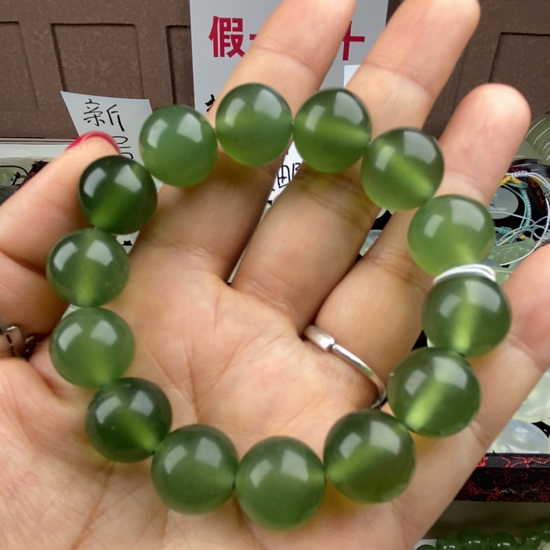 蛇纹石玉未镶嵌手链