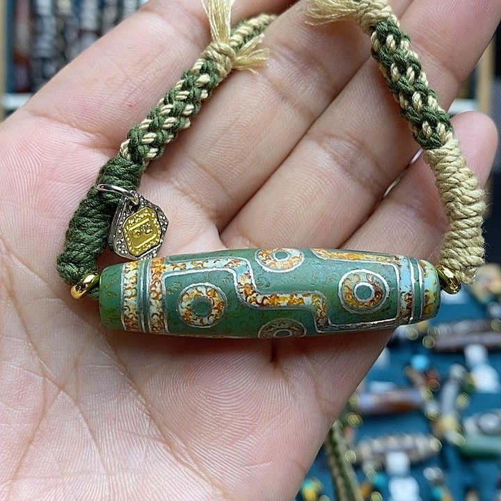 玛瑙/玉髓颈饰合金