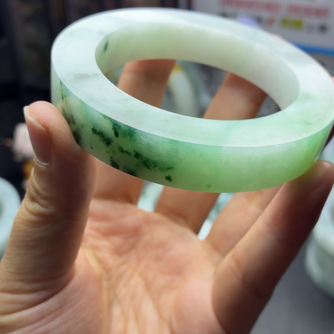 南***夏定制翡翠未镶嵌缅A翡翠多样性发一