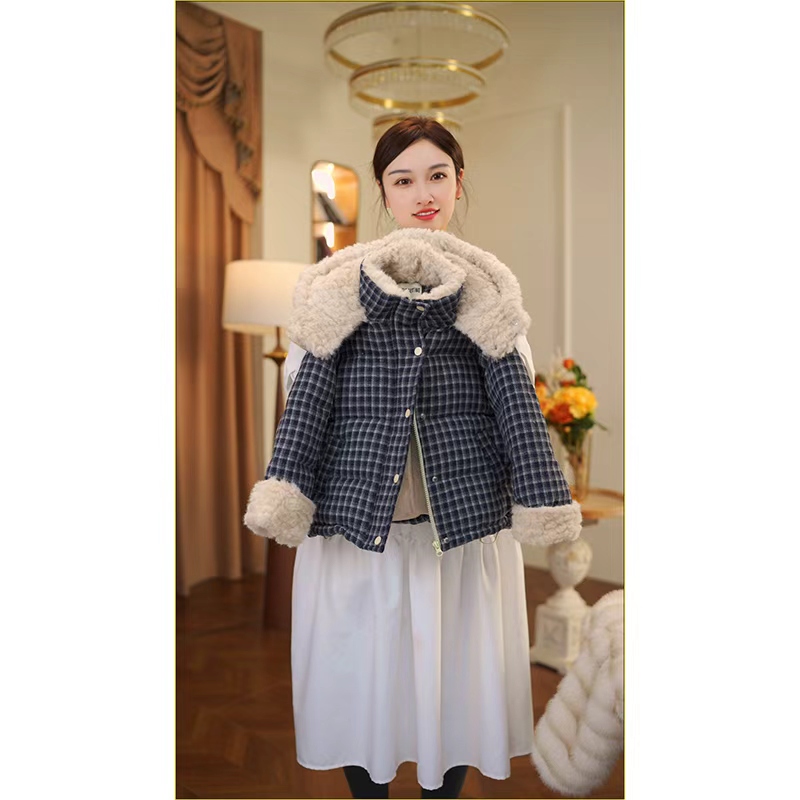 女童棉服2025冬装儿童冬季加厚棉袄小女孩夹棉连帽外套3818