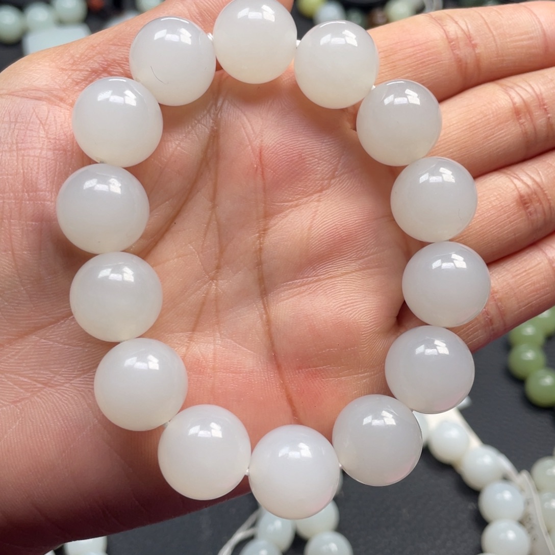 和田玉未镶嵌手链