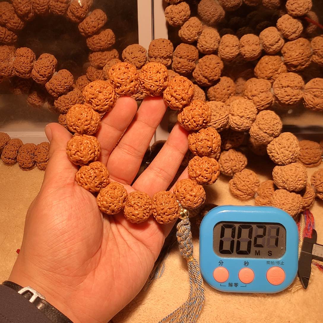 金刚菩提手串E****n14。