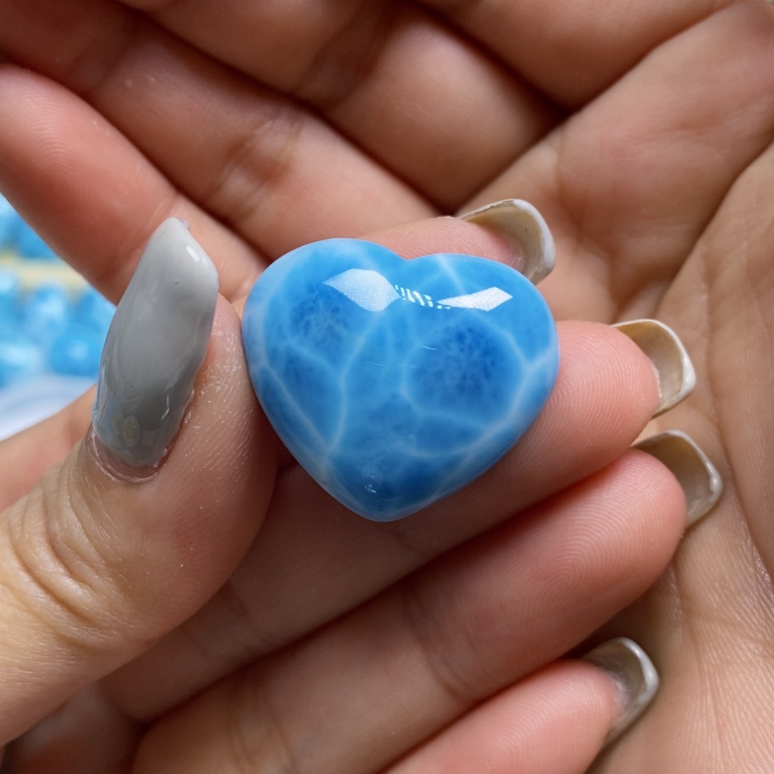 针钠钙石（海纹石）未镶嵌颈饰彭*