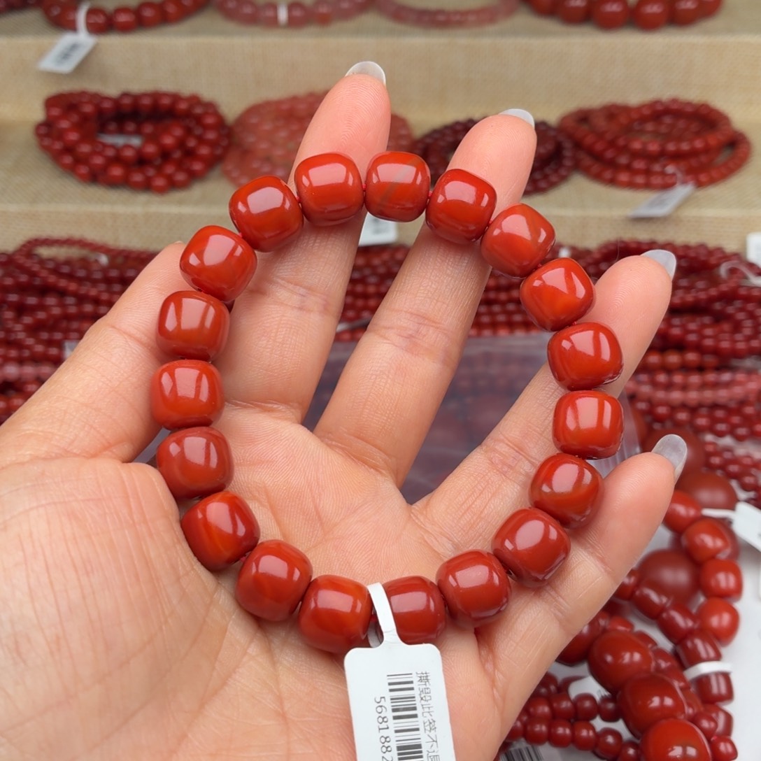 财*** 玛瑙/玉髓未镶嵌手链