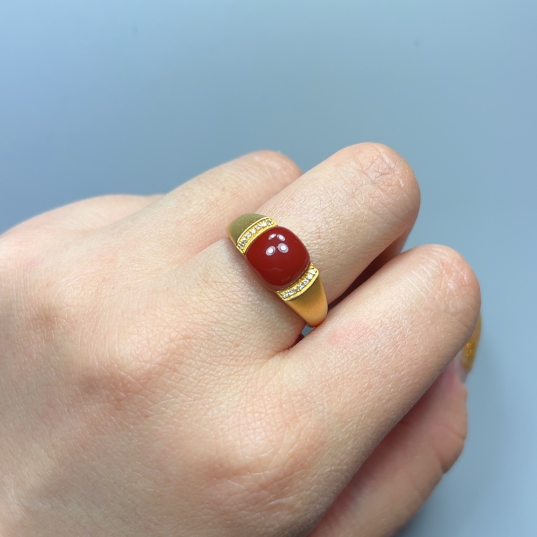 南红玛瑙锦红戒指官坡18K金镶嵌