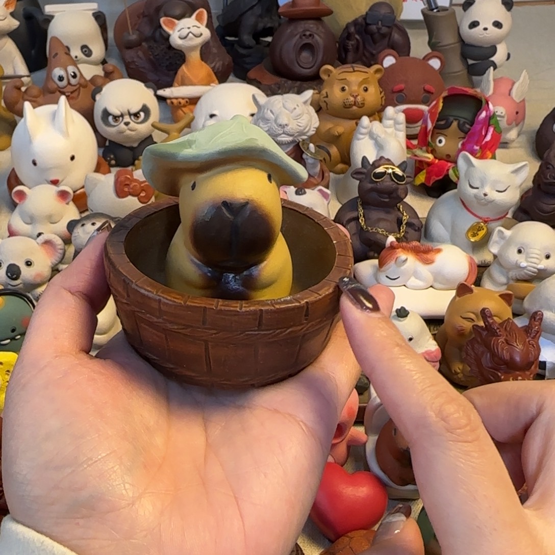 曹****茶宠紫砂紫砂制作的作品