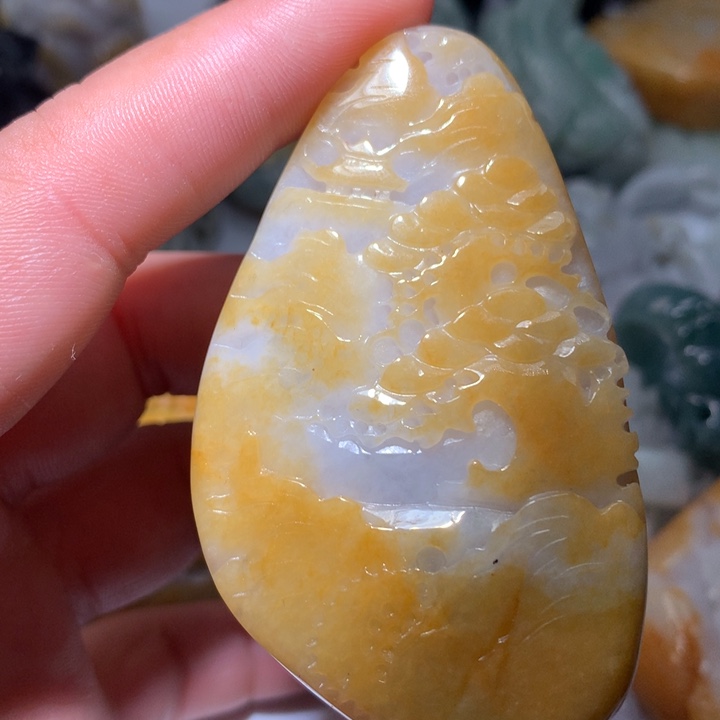 翡翠未镶嵌颈饰保真天然A货翡翠