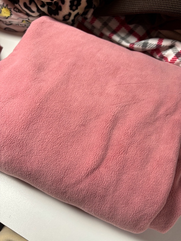 粉色双面奥粒绒面料