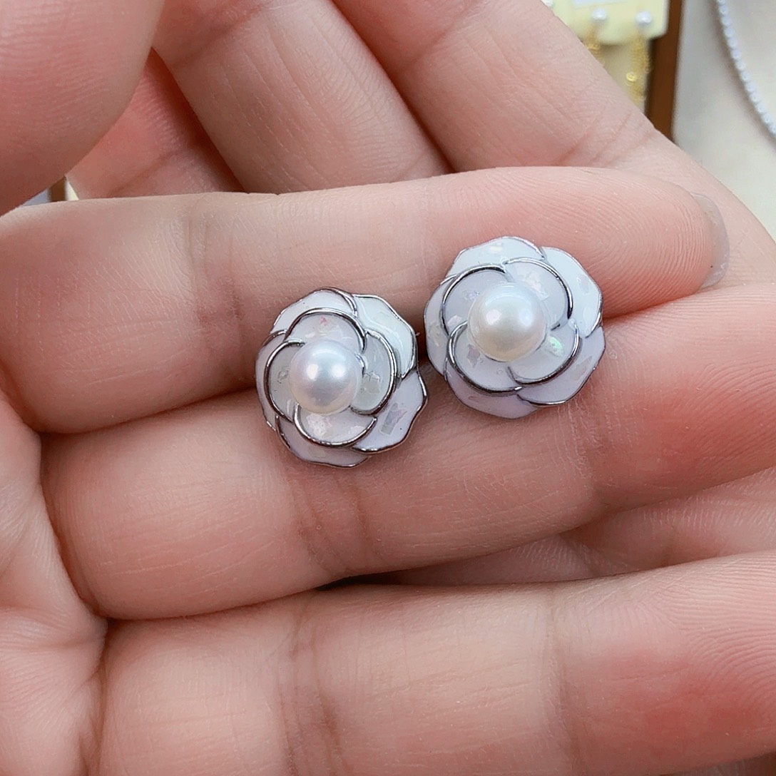 未镶嵌耳饰淡水珍珠