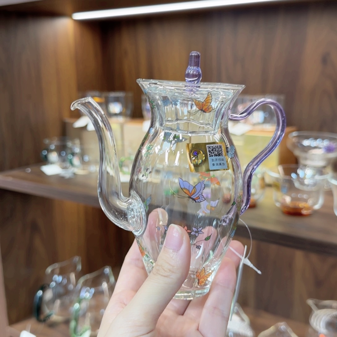 禾器蝶恋花花容壶浅紫色