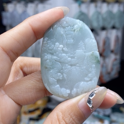 翡翠颈饰未镶嵌翡翠