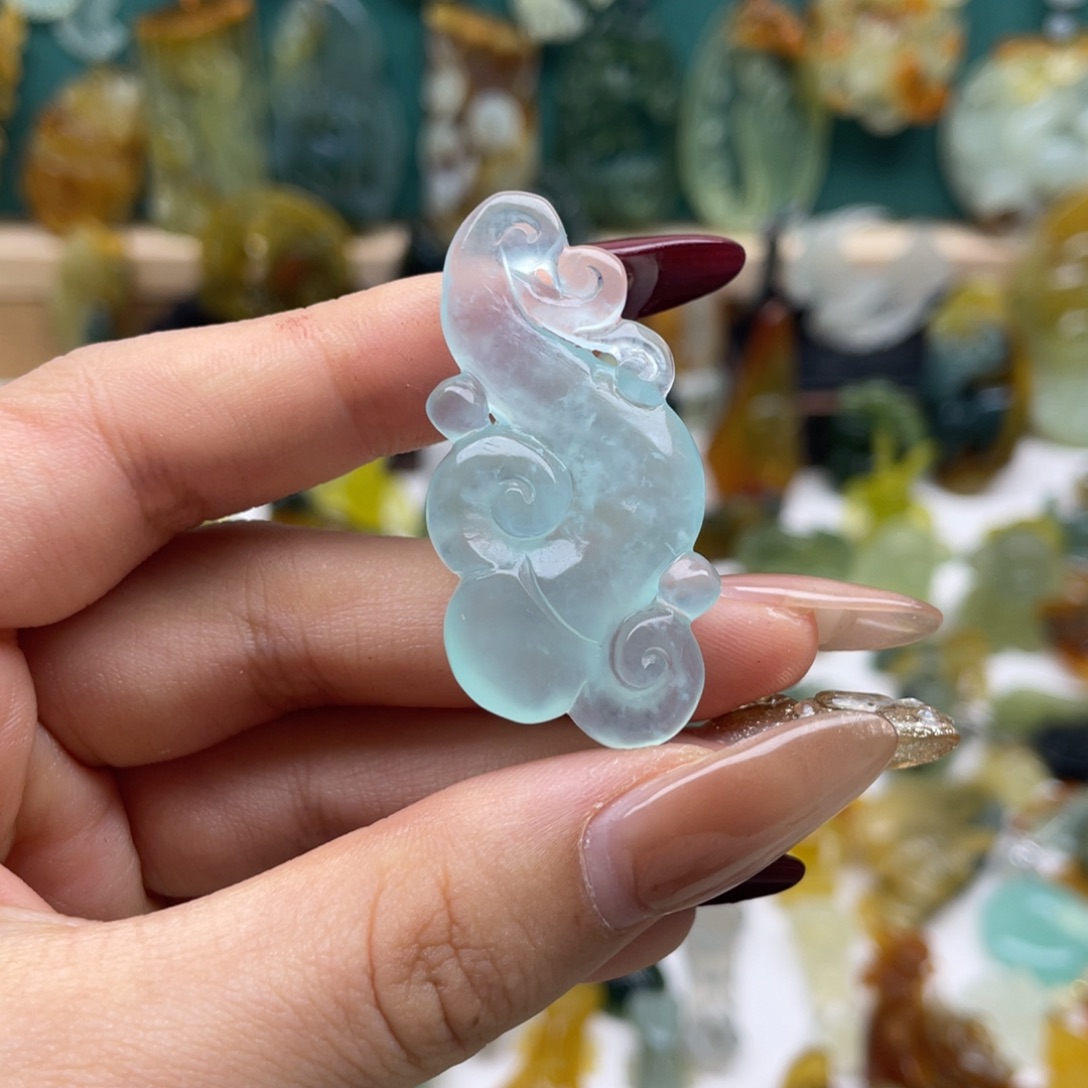 蛇纹石玉吊坠(不含链)未镶嵌