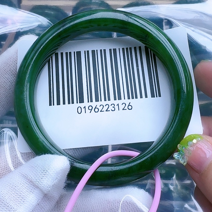 和田玉（碧玉）手镯未镶嵌5859包容