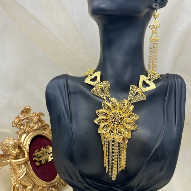 A播 46.59g 足金999套链d