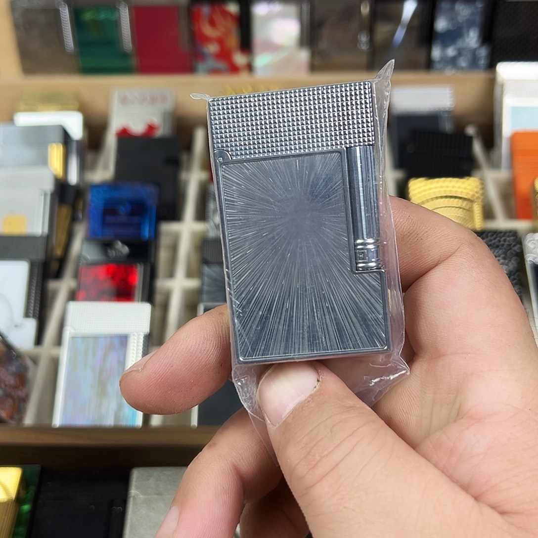 Y***.纯铜璀璨星光克雷斯