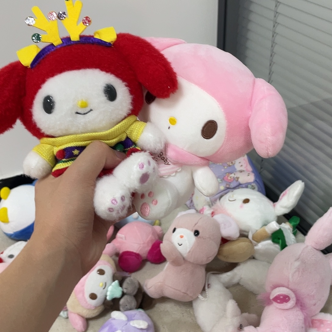 ㅇ***ㅇ毛绒正版瑕疵不介意拍