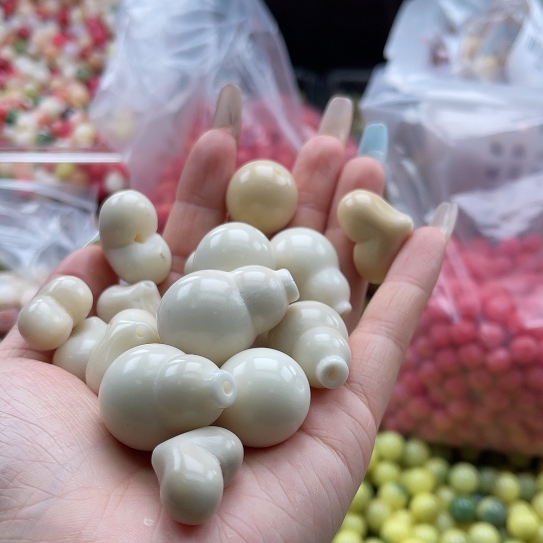 白玉菩提吊坠z微瑕16-17mm/3颗