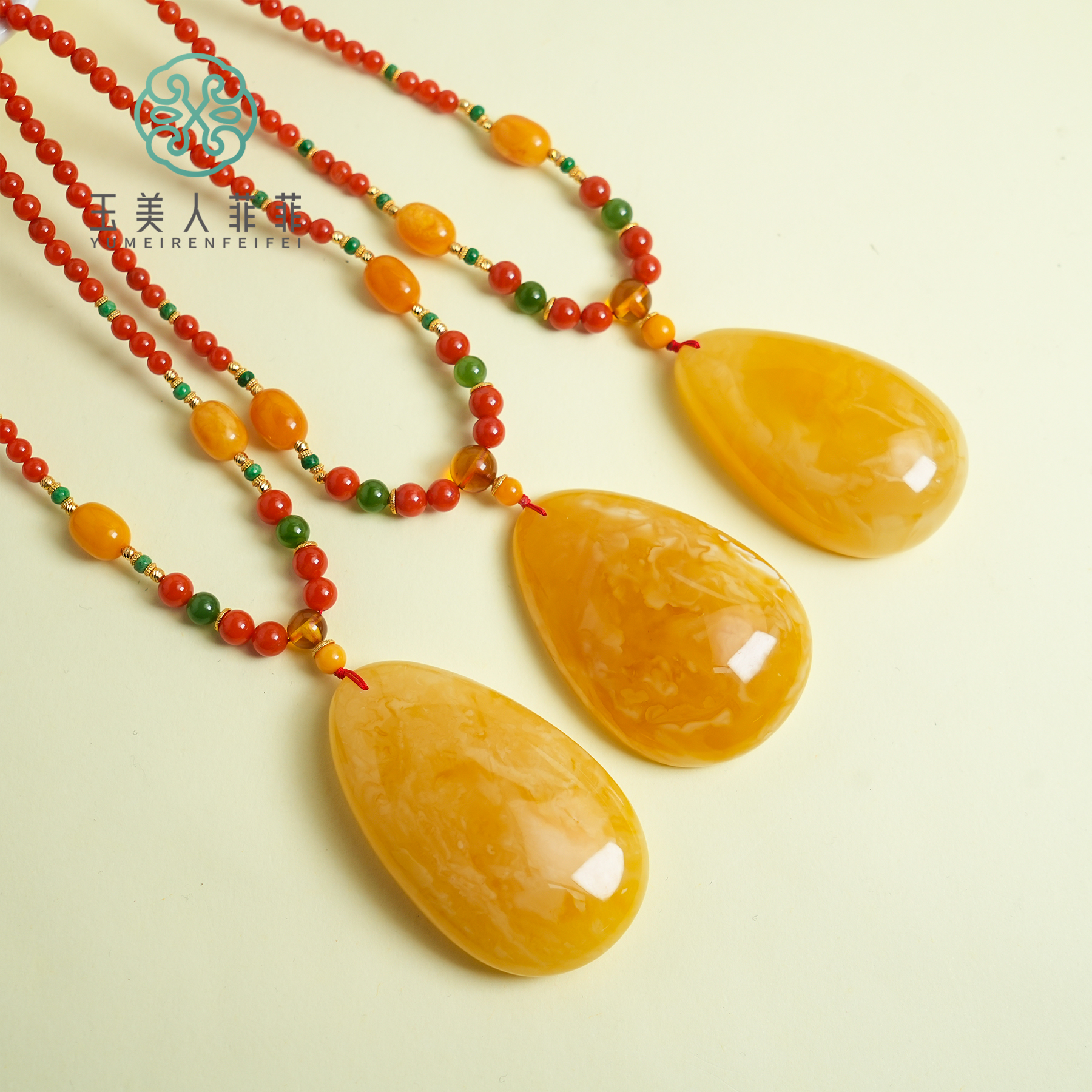 石惑珠宝-蜜蜡水滴吊坠-多样性发一