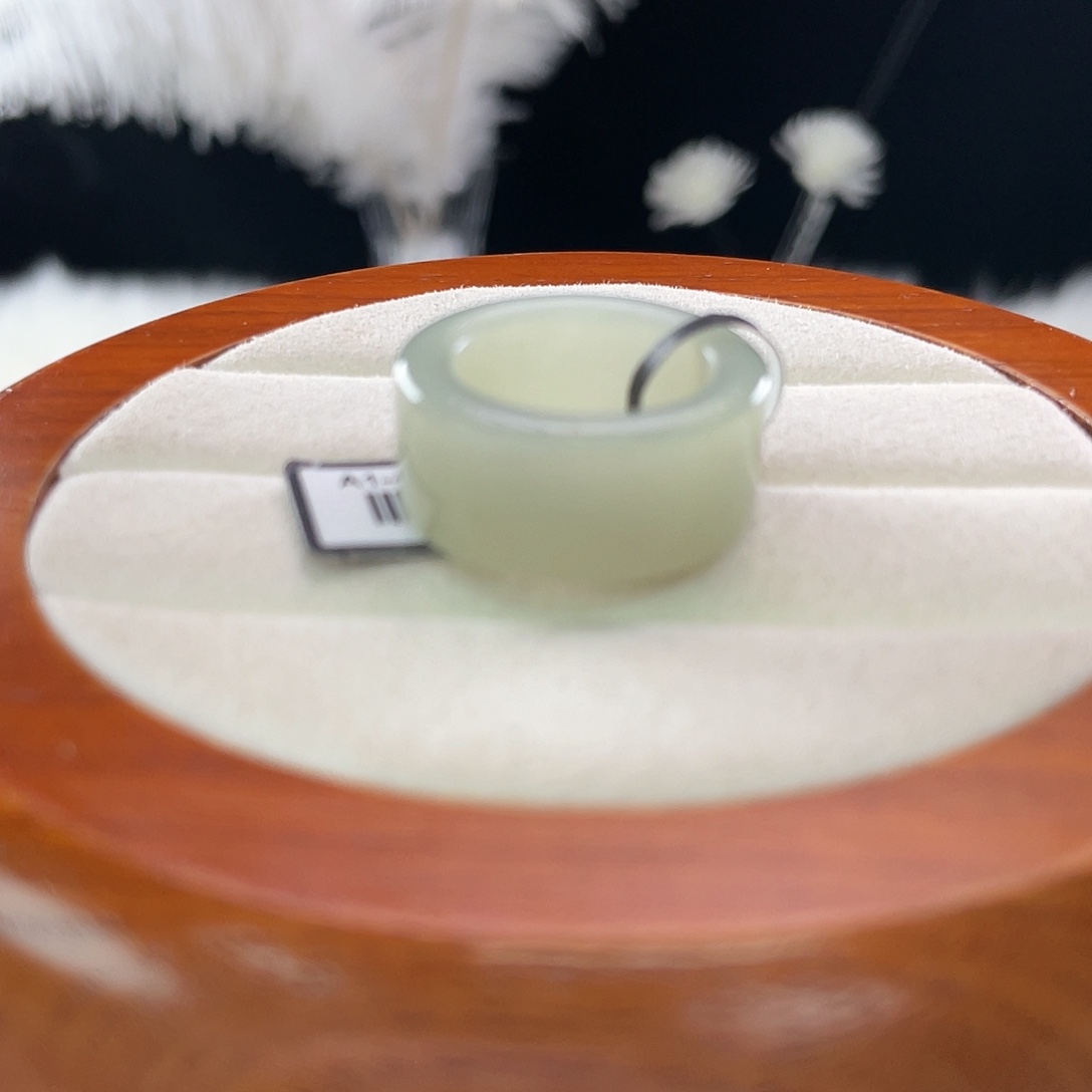 和田玉未镶嵌戒指l51。水蓝色圆切。16。不退换