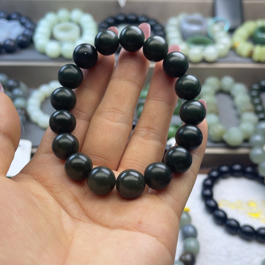 未镶嵌和田玉手串