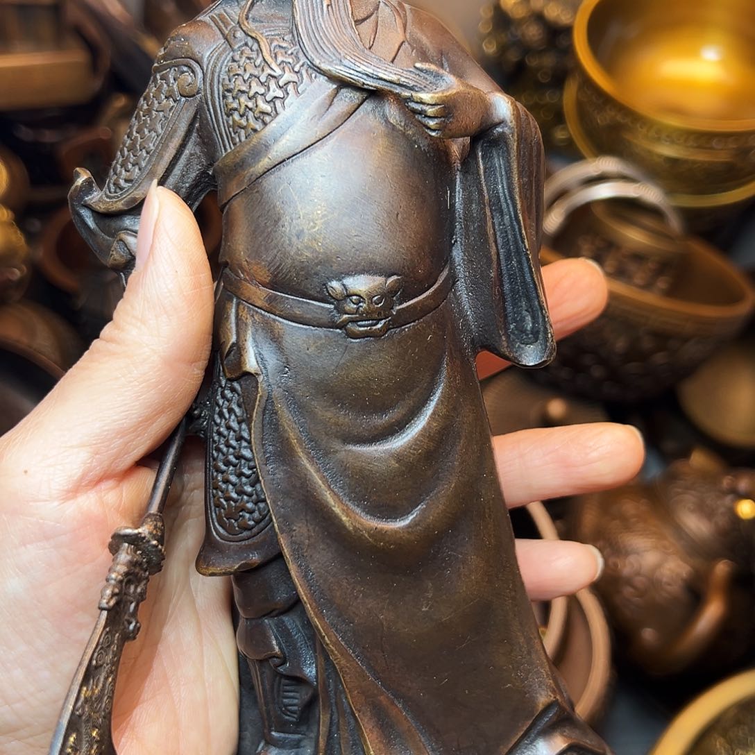 精美铜器工艺品等